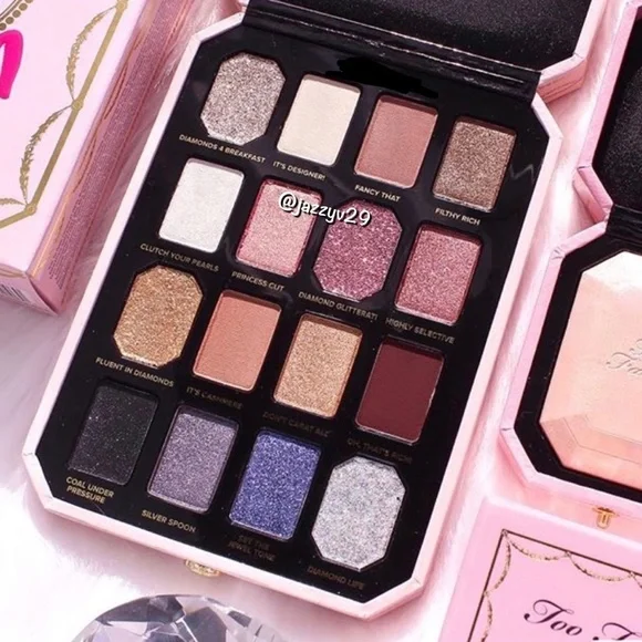 💎Too Faced Pretty Rich Diamond Light Eyeshadow Palette💎